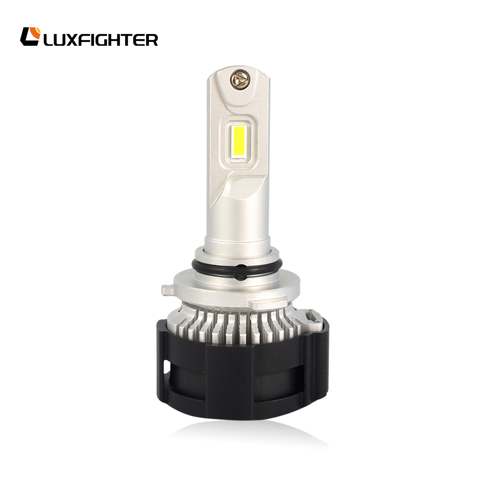 Lampadina LED per auto P18 9005 Fari 112W 10800LM