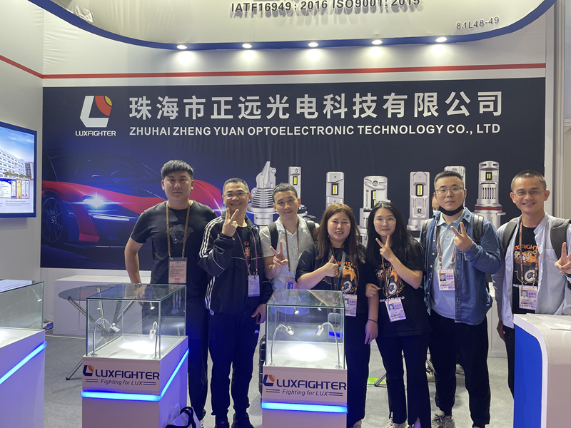 Feci a LED Luxfighter La 133a fiera del cantone